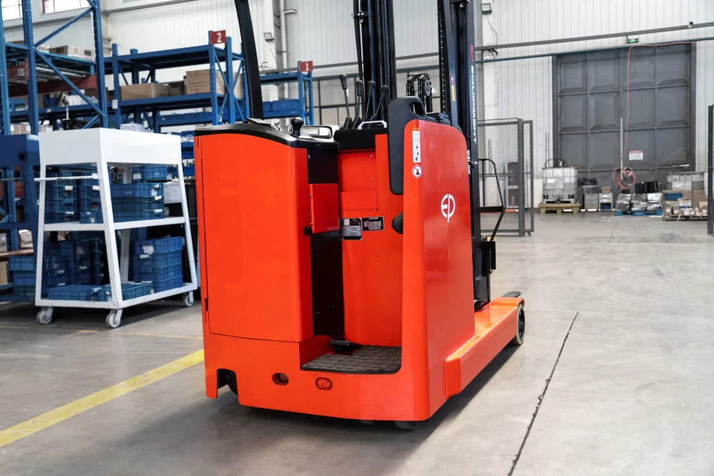 The CQD18S2 is a high-performance stand-on reach truck